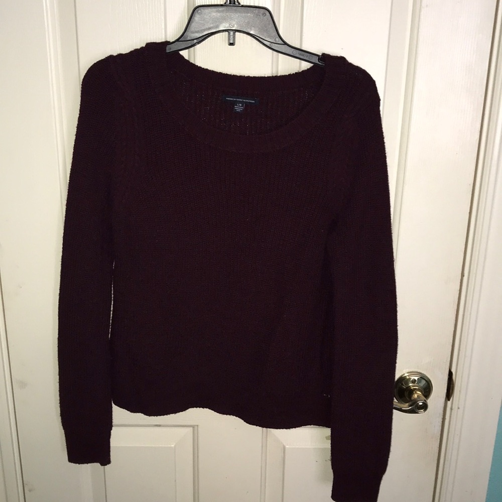 American Eagle Sweater